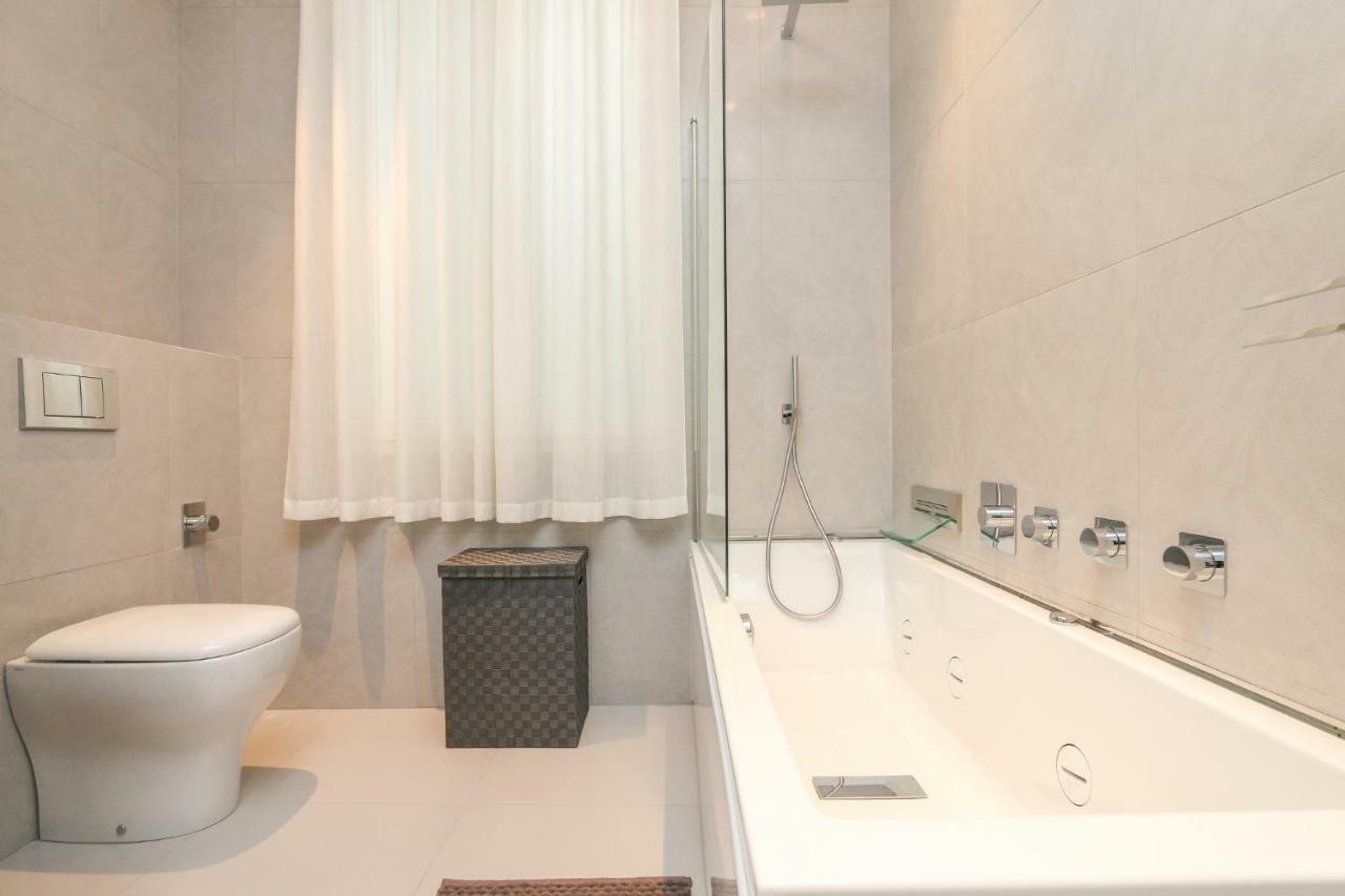 Seafront Modern Apartment 尼斯 外观 照片